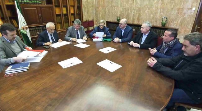 Reunión del subdelegado del Gobierno con Ashal