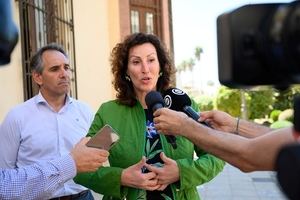 La alcaldesa ve “sensible” a la Junta con los agricultores con las obras en El Bobar y El Toyo