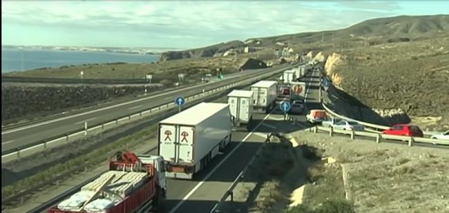 Se prevén 7.000 desplazamientos en este puente en Almería