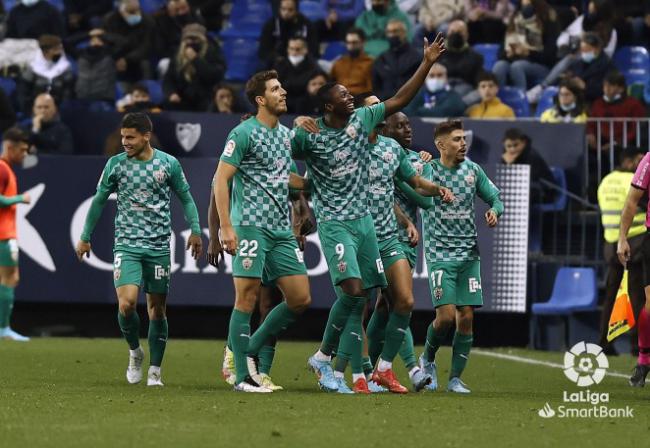 0-1: El Almería se trae tres puntazos en La Rosaleda