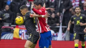 La UD Almería ante el Atlético jugó como nunca, y perdió como siempre