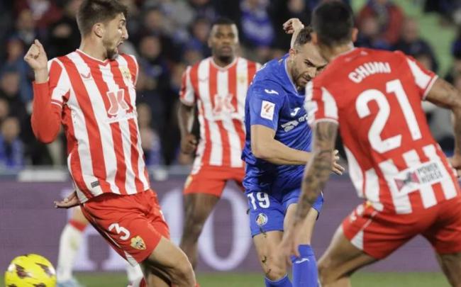 El Getafe remonta ante la UD Almería que se sigue hundiendo