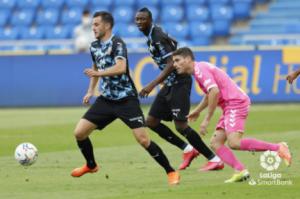 2-0: El Almería vuelve de Las Palmas con otra derrota