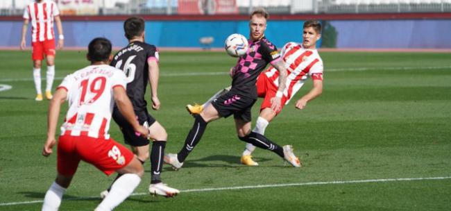 El Almería a tres puntos del Espanyol y Mallorca