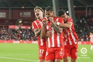 3-1: El Almería levanta a los aficionados tras su partidazo