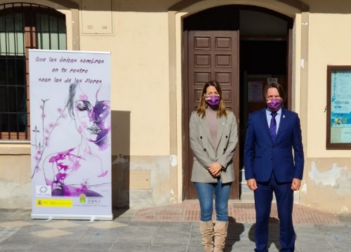 Ciudadanos alza su voz en Almería contra la Violencia hacia las Mujeres