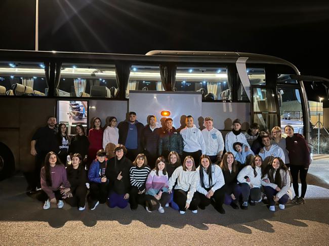 Una treintena de jóvenes nijareños recibidos por el alcalde de Oviedo