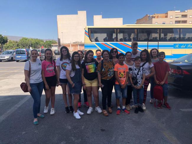 Miembros Del Consejo De La Infancia De Vícar Visitan Asalsido Almería