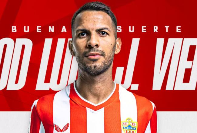 Jonathan Viera deja la U.D. Almería después de solo un mes