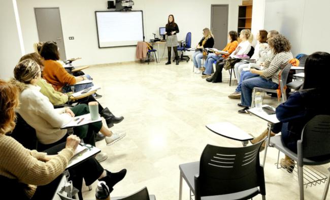 Distrito Sanitario Poniente de Almería refuerza su lucha contra la violencia de género