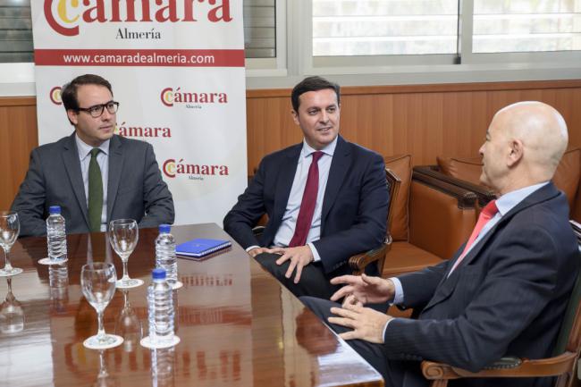 García califica a la Cámara como el mejor interlocutor con las 50.000 empresas de Almería