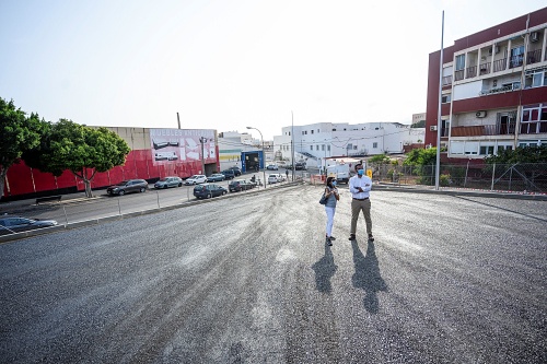 Nuevo aparcamiento municipal con casi cien plazas junto al CEIP Ginés Morata