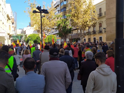 Vox pide al Gobierno andaluz que 'aparque' las políticas que llevan 'a la confrontación entre españoles'