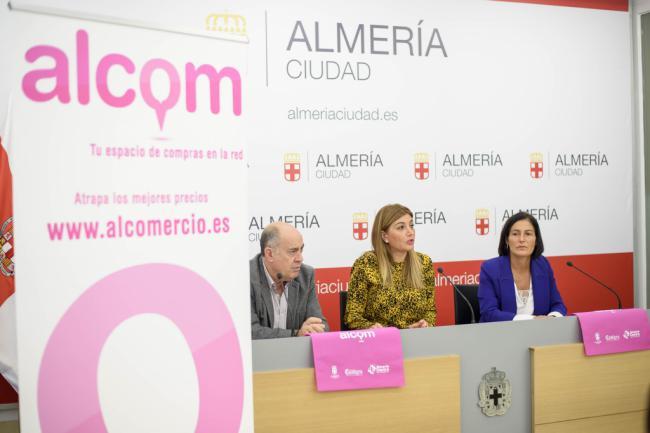 Ayuntamiento y Cámara reparten 700 cupones de descuento con la plataforma comercial online ALCOM