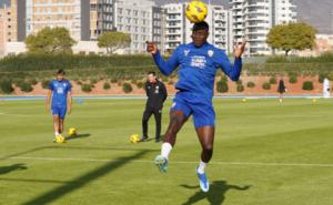 El Almería confía en sorprender al colíder Girona FC en un duelo crucial